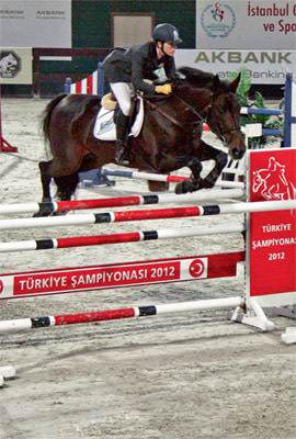 Türkiye' nin en iyi binici ve atları yarıştı