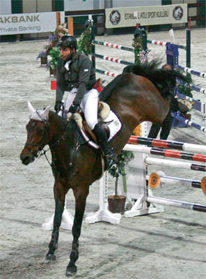 Türkiye' nin en iyi binici ve atları yarıştı