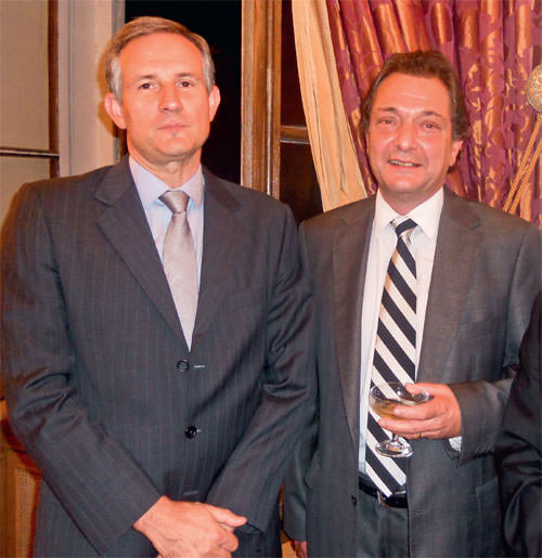 Fransız Sarayı'nın tarihi kitap oldu...