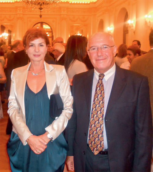 Fransız Sarayı'nın tarihi kitap oldu...