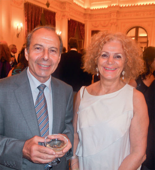 Fransız Sarayı'nın tarihi kitap oldu...