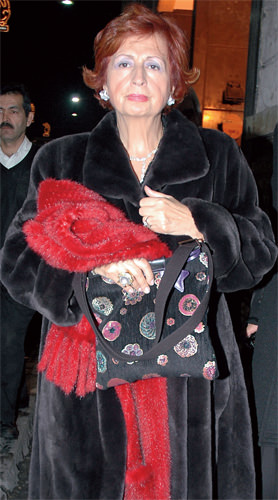 Bol sürprizli doğum günü partisi!