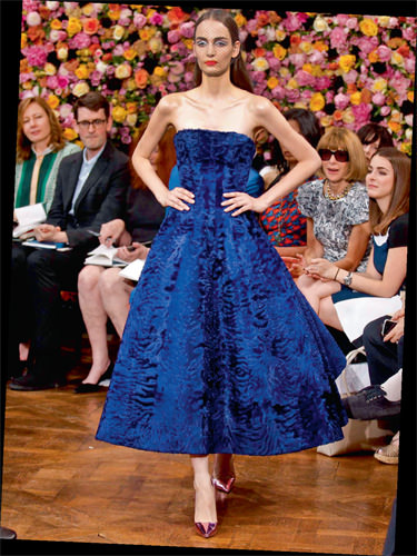 Paris moda devlerini ağırlıyor