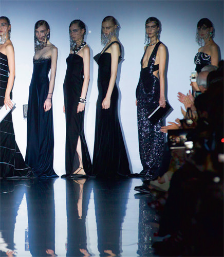 Paris moda devlerini ağırlıyor