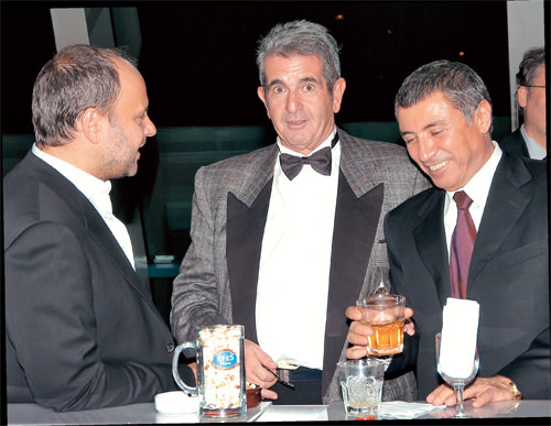 Lütfi Kırdar'da muhteşem yıldönümü!