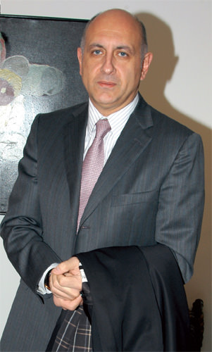 Ömer Uluç'un Dönemler-Dönüşümler Sergisi