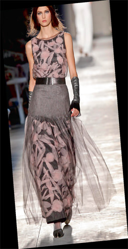 Paris moda devlerini ağırlıyor