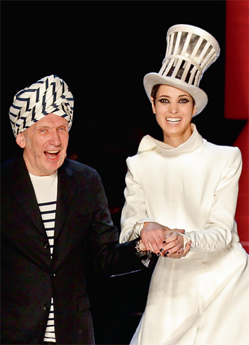 Paris moda devlerini ağırlıyor