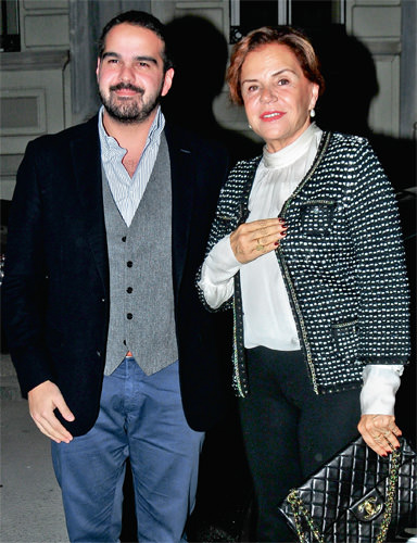 Tilda Tezman ilk kitabını çıkardı