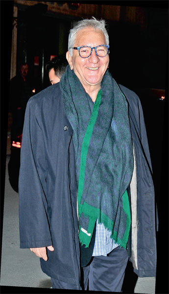 Tilda Tezman ilk kitabını çıkardı