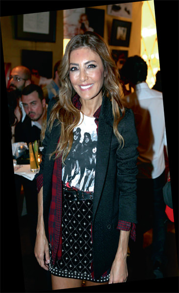 Peçete partisinde eğlendiler