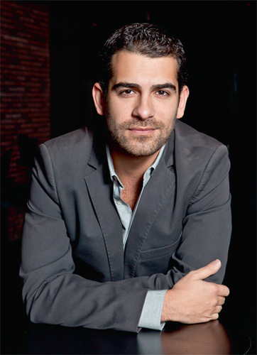 Onur Gülmek mekan açtı