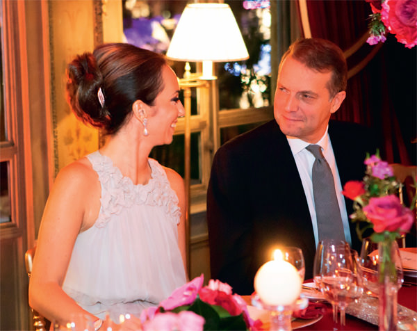 Cem Uzan üçüncü kez nikah masasına oturdu!