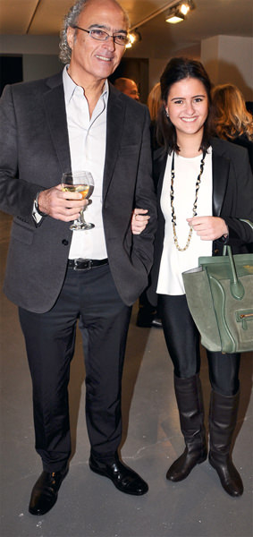 Sergi ve yılbaşı kokteyli bir arada