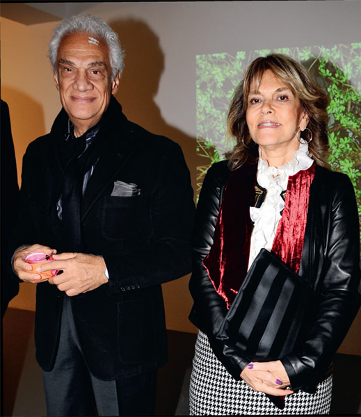 Sergi ve yılbaşı kokteyli bir arada