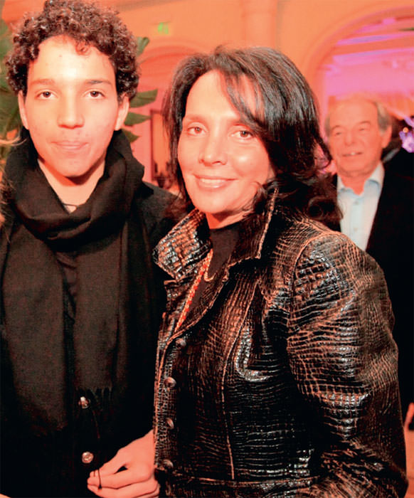 Hülya Biren 50. yaşını Monte Carlo'da kutladı