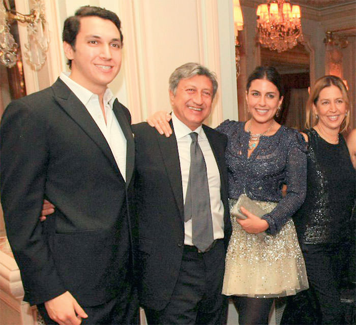 Hülya Biren 50. yaşını Monte Carlo'da kutladı