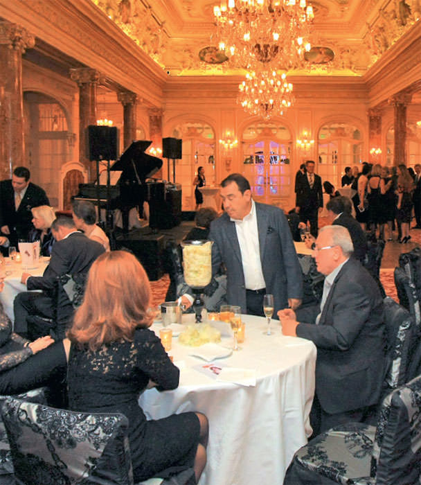 Hülya Biren 50. yaşını Monte Carlo'da kutladı