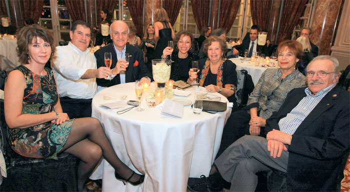 Hülya Biren 50. yaşını Monte Carlo'da kutladı