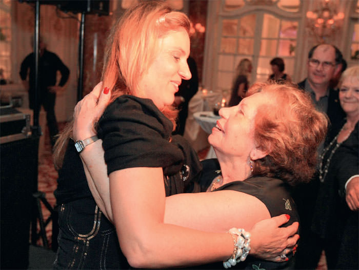 Hülya Biren 50. yaşını Monte Carlo'da kutladı