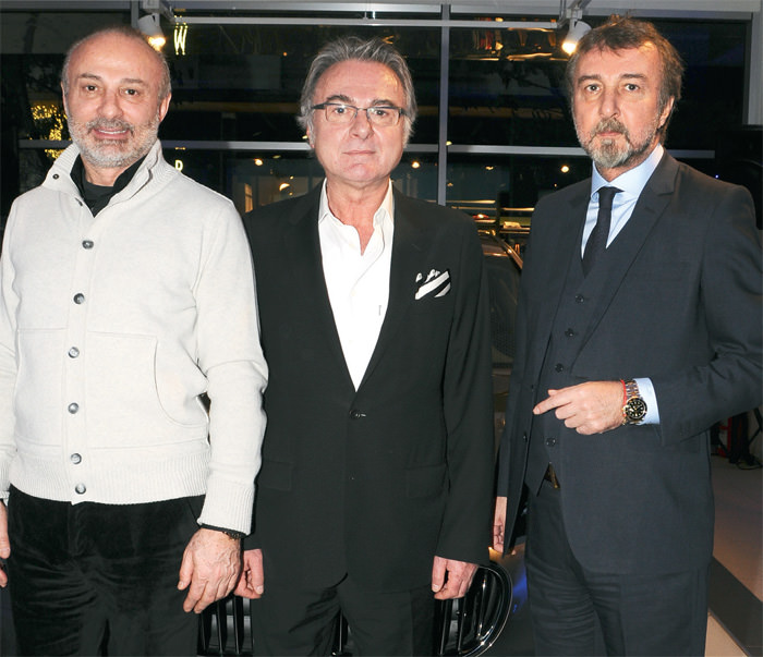 Kosifler oto showroom'unu yeniledi