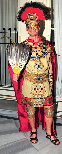 Venedik sarayında maskeli balo
