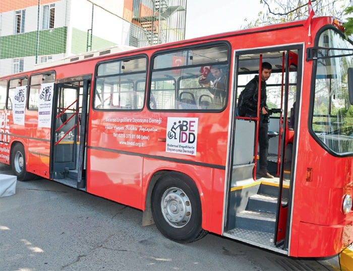 BEDENSEL ENGELLİLERE ÖZEL OTOBÜS