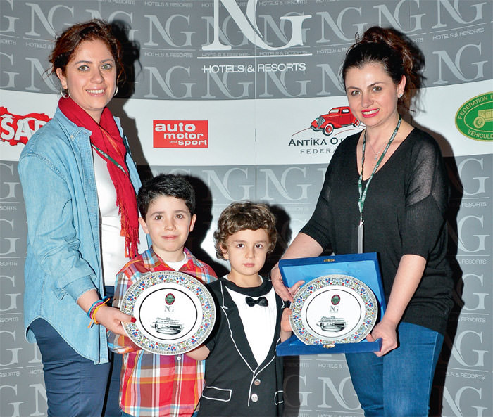 Klasik otomobiller yarıştı