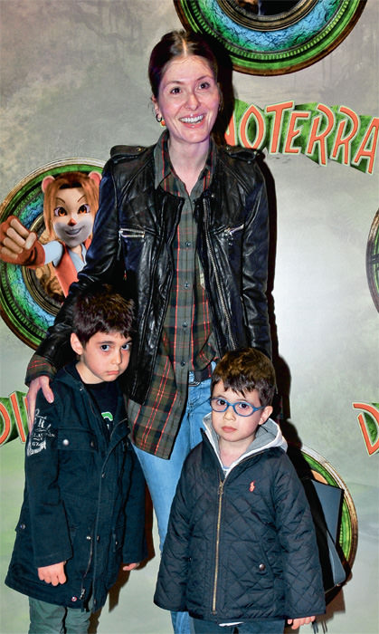 İki ünlü sanatçının sesleri filmde buluştu