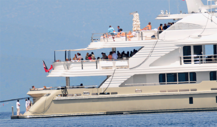 Sezai Taşkent’ten Bodrum’da kutlama