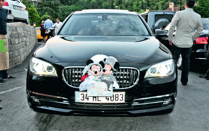 Sade ama eğlenceli bir düğün oldu