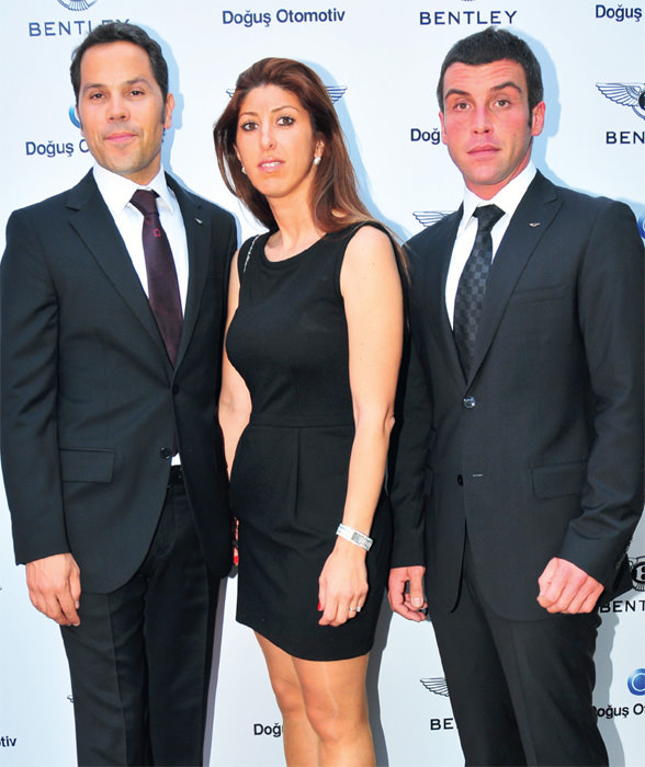 Bentley Flyıng Spur görücüye çıktı