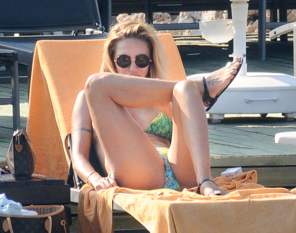 Ünlüler Bodrum'a akın etti