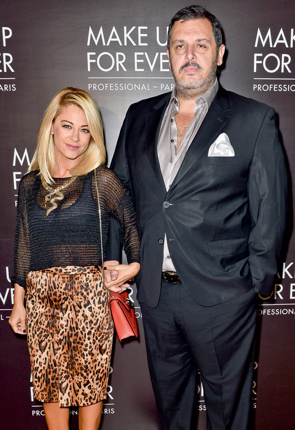 Yeni mağazanın açılışı renkli bir partiyle kutlandı