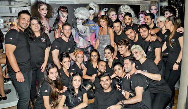 Yeni mağazanın açılışı renkli bir partiyle kutlandı