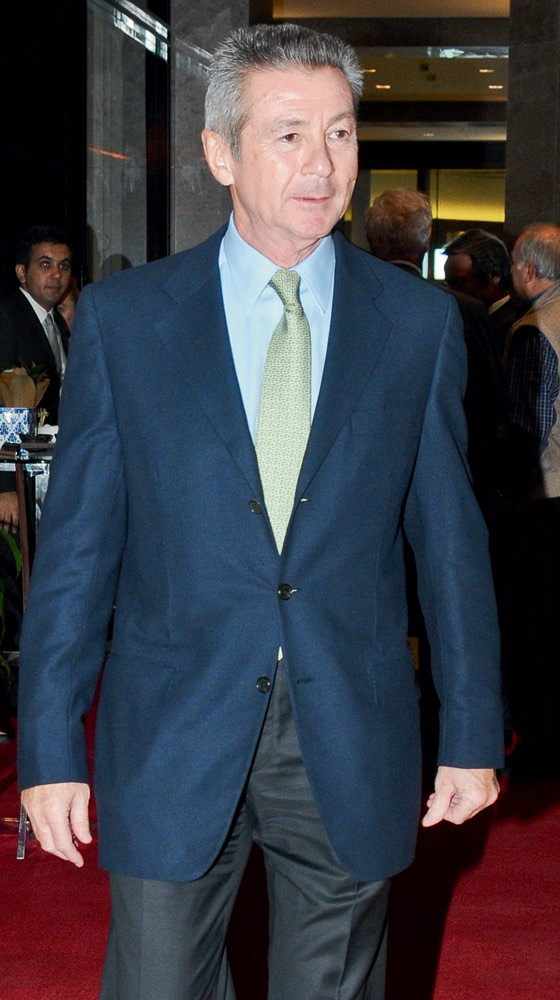 Haremlique mağaza açılışına aile desteği