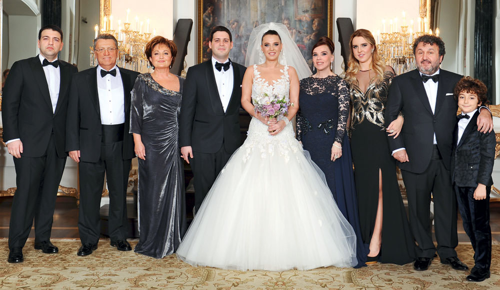 1000 davetlinin katıldığı görkemli düğün