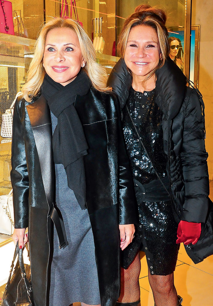 Vakko yeni mağazasını yılbaşı davetiyle açtı