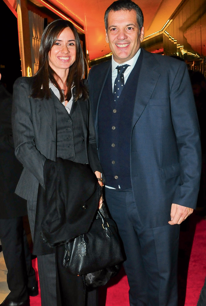 Vakko yeni mağazasını yılbaşı davetiyle açtı