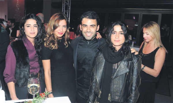 'Günaydın'ın yeni yıl partisine ünlü akını