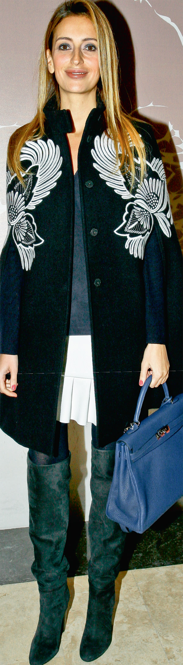 B Point yeni açtığı mağazasında 10.yaşını kutladı