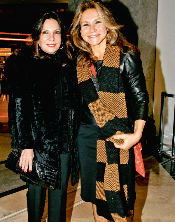 B Point yeni açtığı mağazasında 10.yaşını kutladı