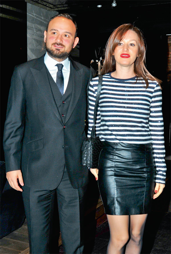 Cemiyet ve sanat hayatını buluşturan film