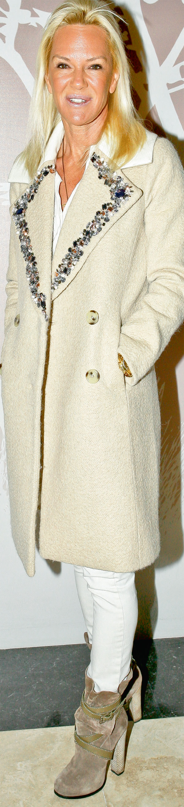 B Point yeni açtığı mağazasında 10.yaşını kutladı