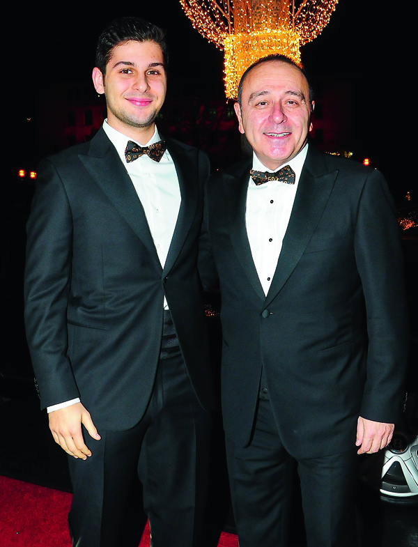 Yılbaşı gecesi Hilton'da çifte kutlama