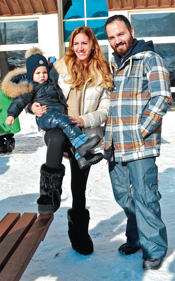 Uludağ'da kayak yerine yürüyüş yaptılar