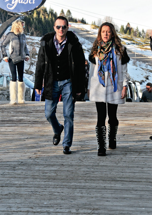 Uludağ'da kayak yerine yürüyüş yaptılar