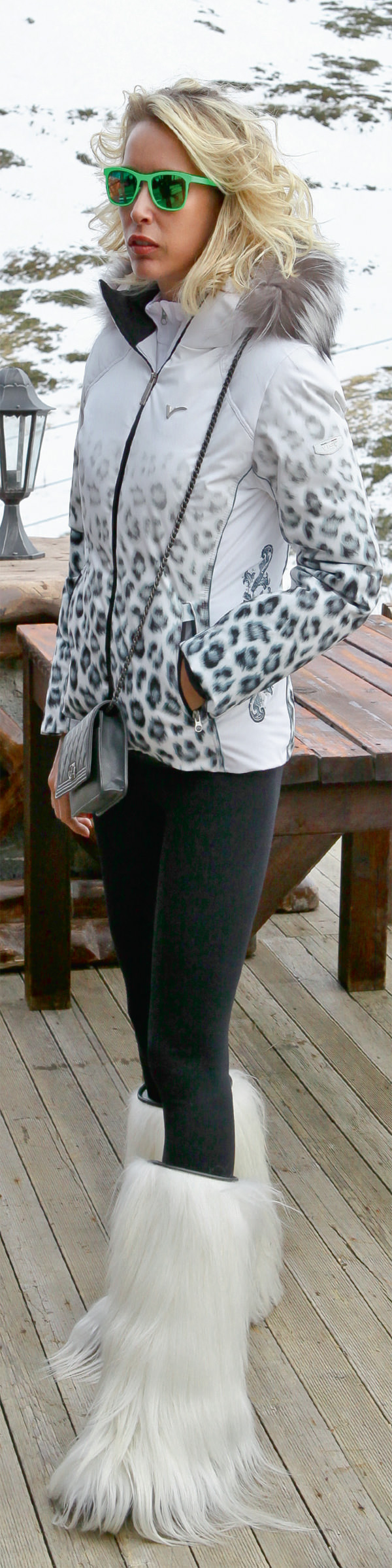 Uludağ'da kayak yerine yürüyüş yaptılar