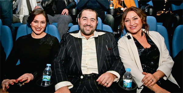 'Eyvah Eyvah 3' izleyenleri kahkahaya boğdu