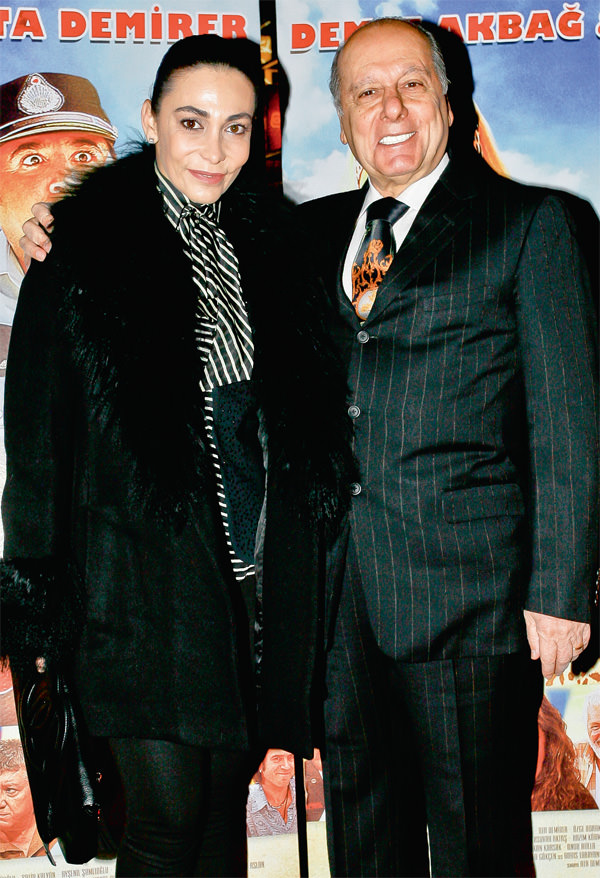 'Eyvah Eyvah 3' izleyenleri kahkahaya boğdu